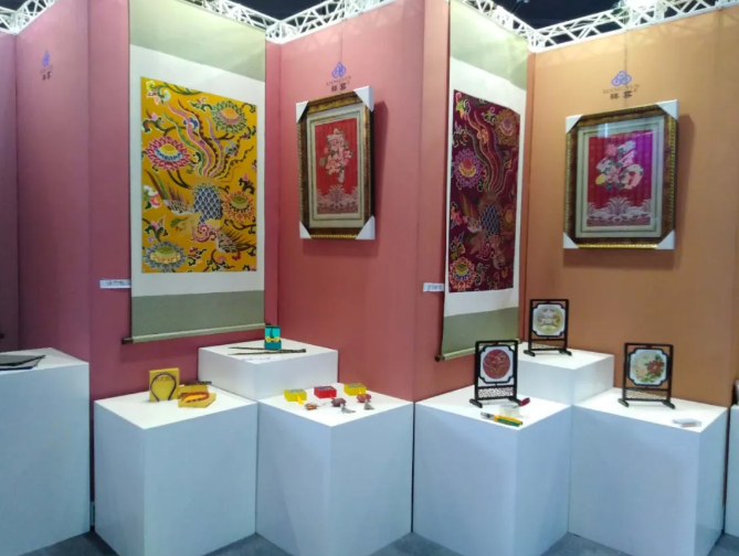 非遺文創(chuàng)展亮相主會(huì)場(chǎng)——第二屆大運(yùn)河文化旅游博覽會(huì)成功舉辦